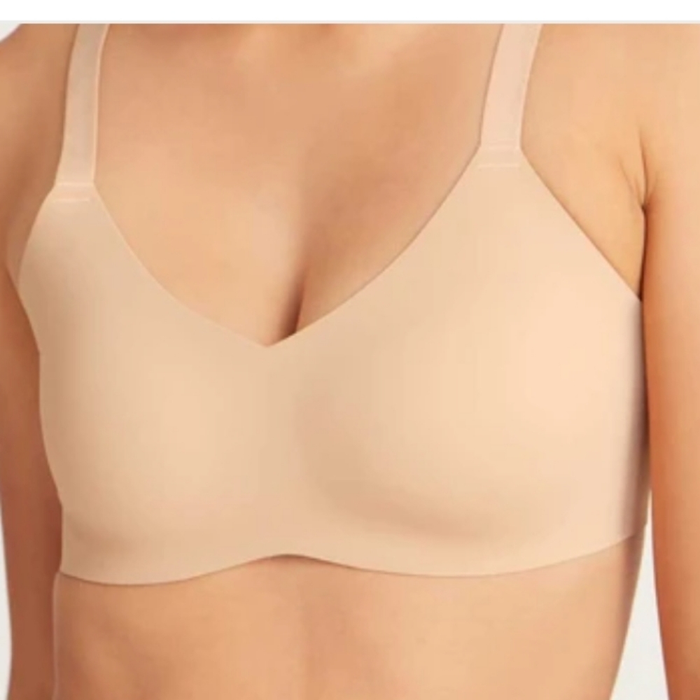 Knix padded v neck bra